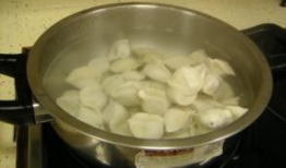 包饺子视频,轻松学会传统美食制作技巧